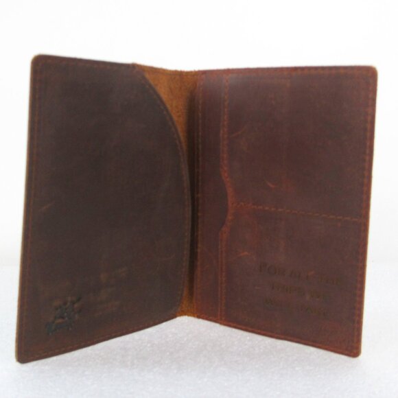 LEFT COAST DISTRESSED LEATHER PASSPORT COVER - Picture 6 of 13